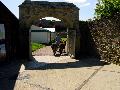 gal/holiday/Isle of Wight 2003/_thb_Carisbrooke_Castle_donkeys_and_Arch_DSC07382.JPG